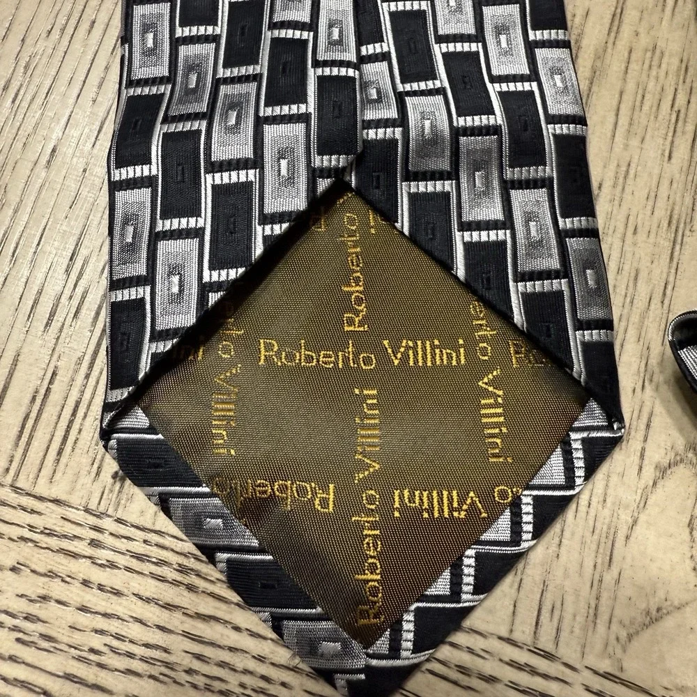 Roberto‎ Villini Silver Black Geometric Rectangle Pattern 100% Silk Tie